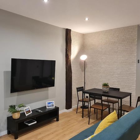 Ayuntamiento Parking Gratis. Auto Check-In. Apartman Bilbao Kültér fotó