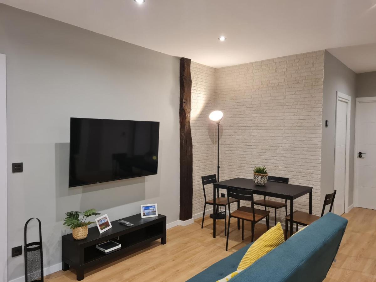 Ayuntamiento Parking Gratis. Auto Check-In. Apartman Bilbao Kültér fotó
