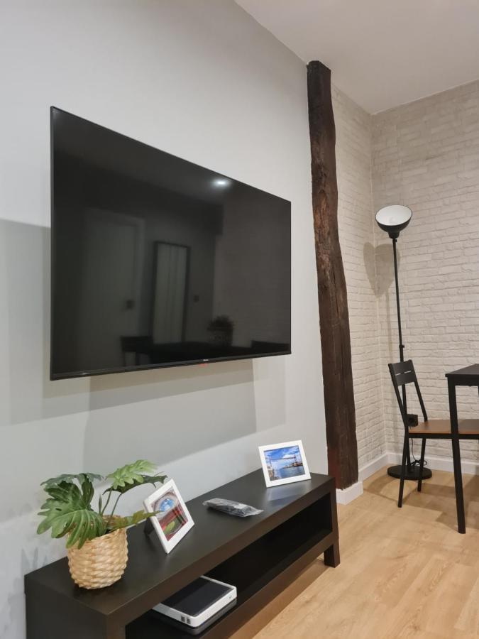 Ayuntamiento Parking Gratis. Auto Check-In. Apartman Bilbao Kültér fotó