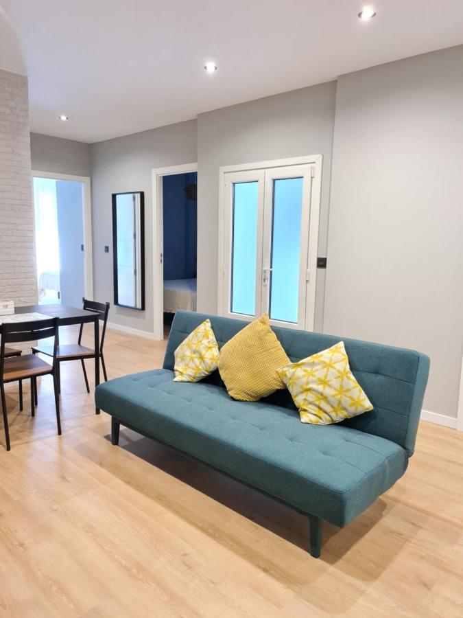 Ayuntamiento Parking Gratis. Auto Check-In. Apartman Bilbao Kültér fotó